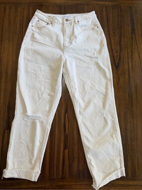 And Now This Men's Distressed White jeans Sz 30. J026